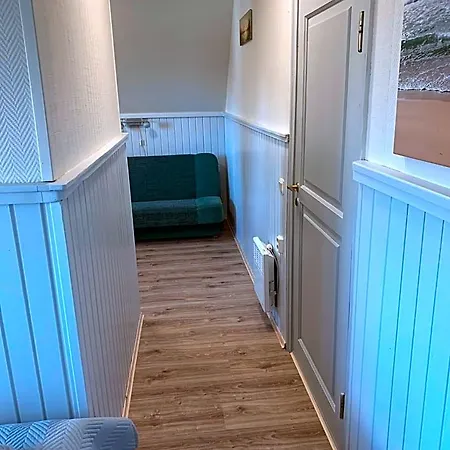 Bed & Breakfast Keldrimaee Kuelalistemaja HIIUMAA