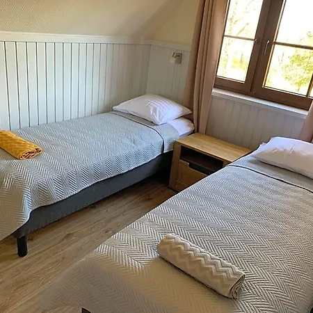 Keldrimaee Kuelalistemaja Bed & Breakfast HIIUMAA